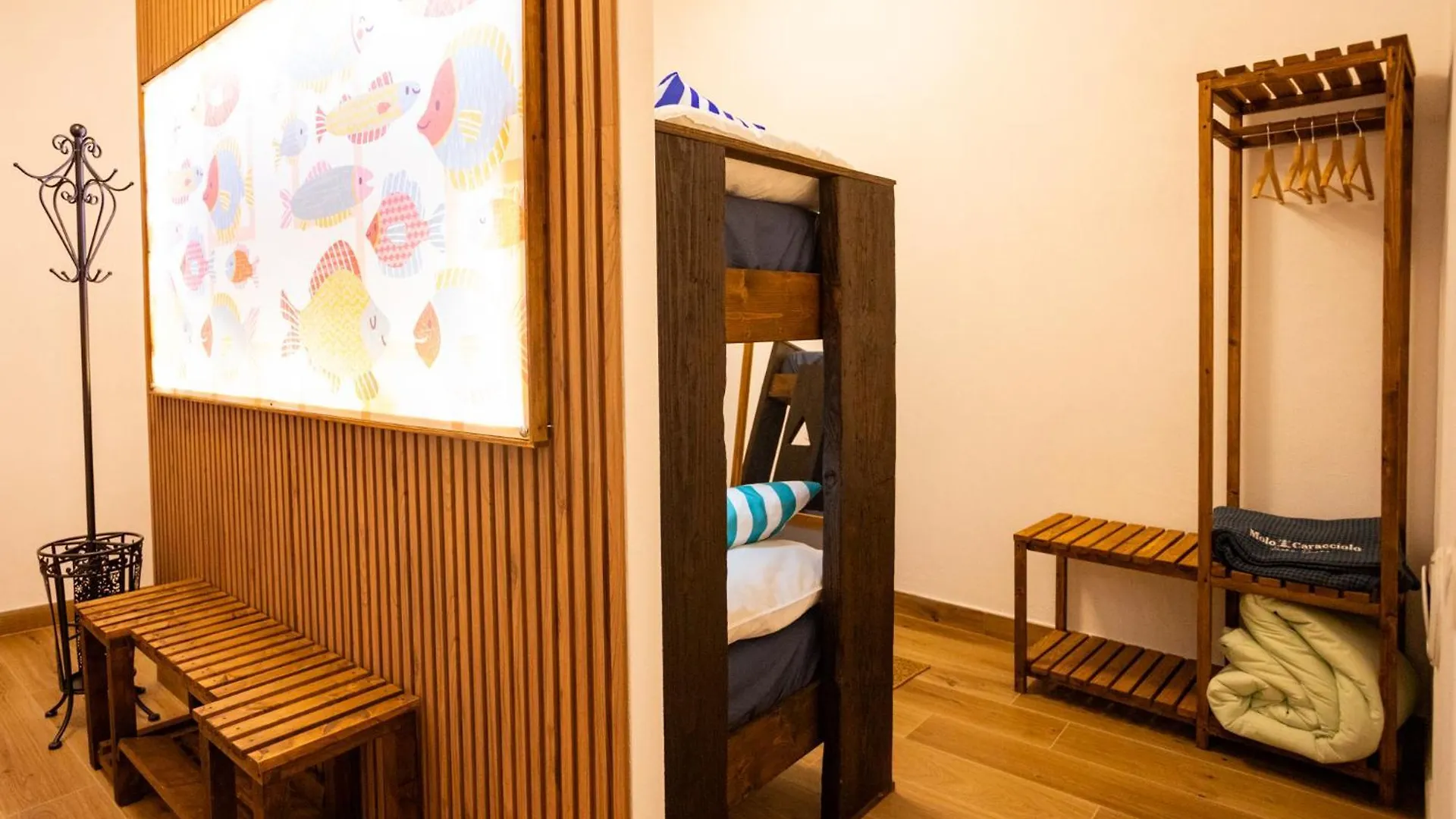 Molo Caracciolo Apartment Naples