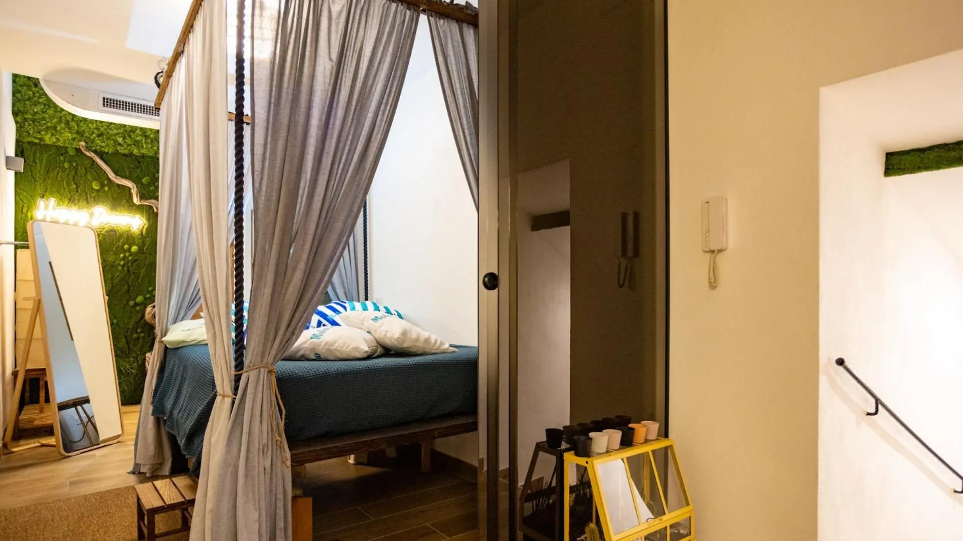 Molo Caracciolo Apartment Naples