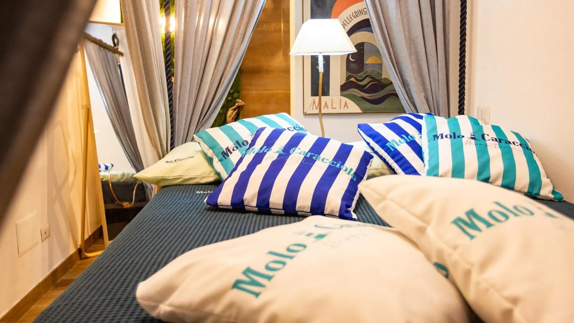 Molo Caracciolo Apartment Naples